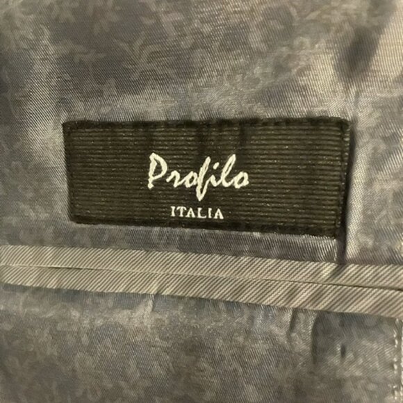 Sport's Coat - Picture 2 of 4